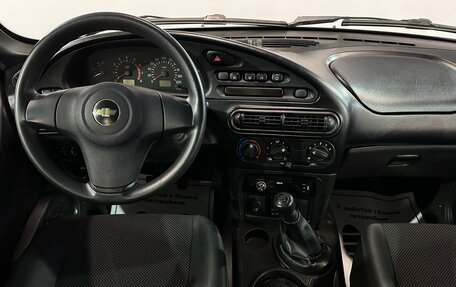 Chevrolet Niva I рестайлинг, 2016 год, 677 000 рублей, 6 фотография