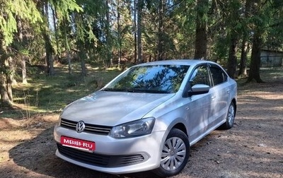 Volkswagen Polo VI (EU Market), 2013 год, 730 000 рублей, 1 фотография