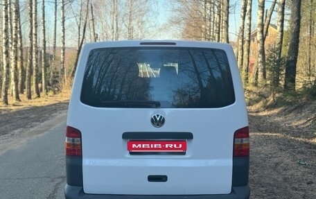 Volkswagen Transporter T5 рестайлинг, 2003 год, 845 000 рублей, 6 фотография
