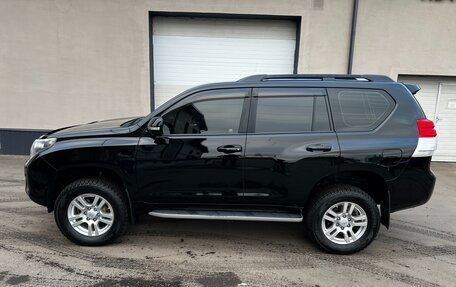 Toyota Land Cruiser Prado 150 рестайлинг 2, 2010 год, 3 250 000 рублей, 7 фотография