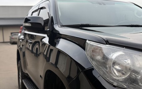 Toyota Land Cruiser Prado 150 рестайлинг 2, 2010 год, 3 250 000 рублей, 3 фотография