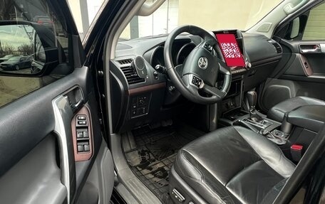 Toyota Land Cruiser Prado 150 рестайлинг 2, 2010 год, 3 250 000 рублей, 9 фотография