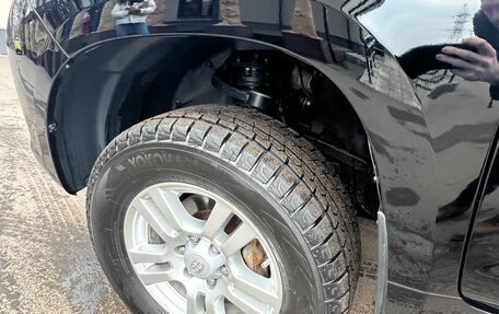 Toyota Land Cruiser Prado 150 рестайлинг 2, 2010 год, 3 250 000 рублей, 22 фотография