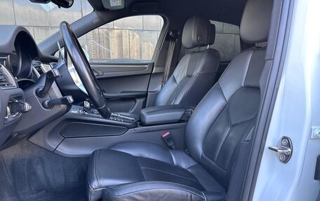 Porsche Macan I рестайлинг, 2016 год, 2 950 000 рублей, 5 фотография