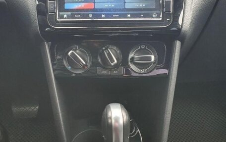 Volkswagen Polo VI (EU Market), 2018 год, 1 400 000 рублей, 7 фотография