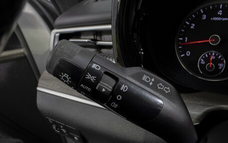 KIA K5, 2021 год, 2 960 000 рублей, 23 фотография