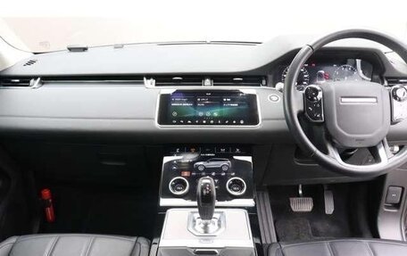 Land Rover Range Rover Evoque II, 2022 год, 3 770 000 рублей, 6 фотография