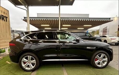 Jaguar F-Pace, 2022 год, 4 300 000 рублей, 5 фотография