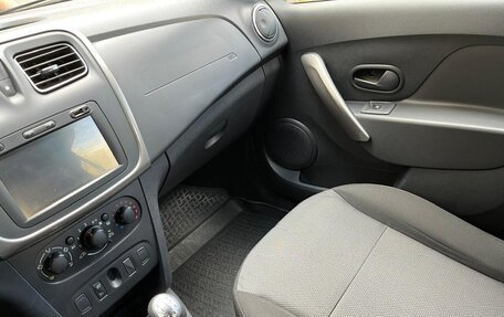 Renault Sandero II рестайлинг, 2014 год, 690 000 рублей, 4 фотография