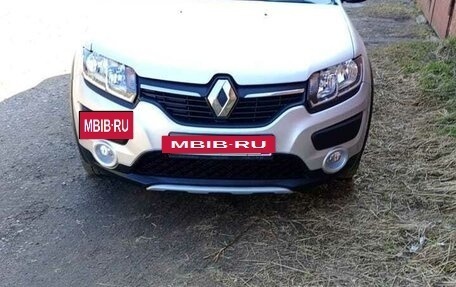 Renault Sandero II рестайлинг, 2015 год, 1 300 000 рублей, 7 фотография
