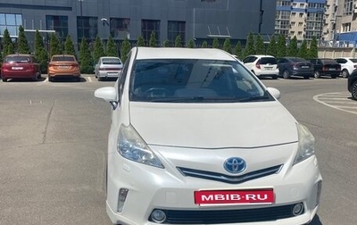 Toyota Prius Alpha I (ZVW40/41), 2011 год, 1 150 000 рублей, 1 фотография