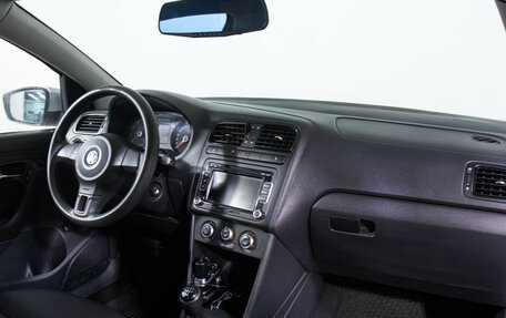 Volkswagen Polo VI (EU Market), 2012 год, 748 000 рублей, 11 фотография