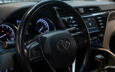Toyota Camry, 2019 год, 3 195 000 рублей, 16 фотография