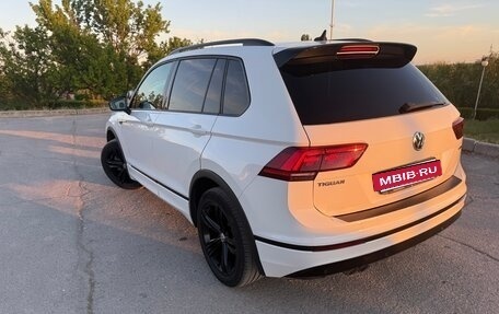 Volkswagen Tiguan II, 2019 год, 2 700 000 рублей, 5 фотография