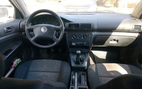 Volkswagen Passat B5+ рестайлинг, 1997 год, 250 000 рублей, 11 фотография
