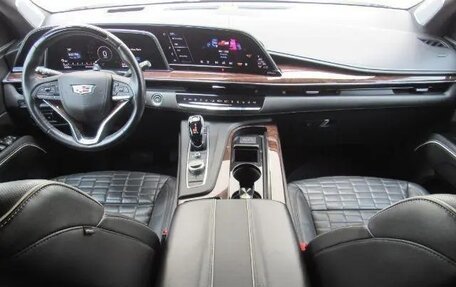Cadillac Escalade V, 2021 год, 9 201 409 рублей, 10 фотография