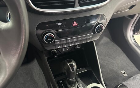 Hyundai Tucson III, 2020 год, 2 250 000 рублей, 10 фотография
