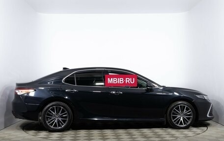 Toyota Camry, 2023 год, 3 790 000 рублей, 4 фотография