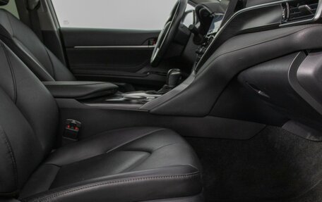 Toyota Camry, 2023 год, 3 790 000 рублей, 11 фотография