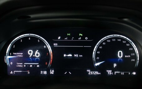 Toyota Camry, 2023 год, 3 790 000 рублей, 17 фотография
