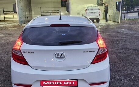 Hyundai Solaris II рестайлинг, 2015 год, 1 100 000 рублей, 2 фотография