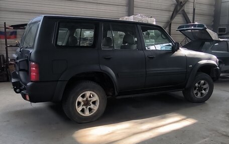 Nissan Patrol, 2001 год, 585 000 рублей, 5 фотография
