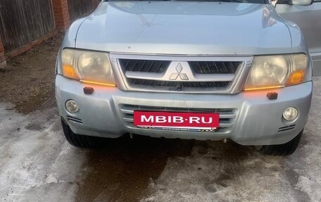 Mitsubishi Pajero III рестайлинг, 2006 год, 900 000 рублей, 10 фотография