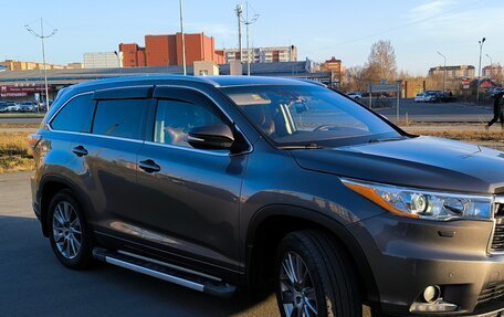 Toyota Highlander III, 2014 год, 3 350 000 рублей, 3 фотография