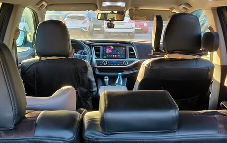 Toyota Highlander III, 2014 год, 3 350 000 рублей, 6 фотография