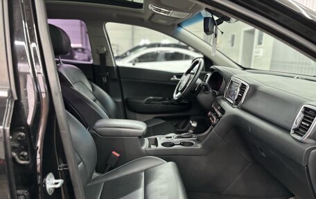 KIA Sportage IV рестайлинг, 2018 год, 2 377 000 рублей, 25 фотография