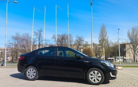 KIA Rio III рестайлинг, 2013 год, 1 270 000 рублей, 2 фотография
