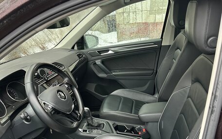 Volkswagen Tiguan II, 2018 год, 2 800 000 рублей, 8 фотография