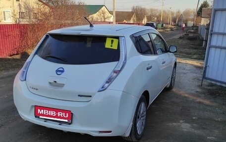 Nissan Leaf I, 2012 год, 950 000 рублей, 3 фотография