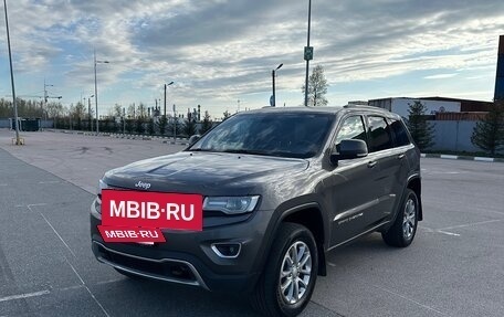 Jeep Grand Cherokee, 2013 год, 2 325 000 рублей, 2 фотография