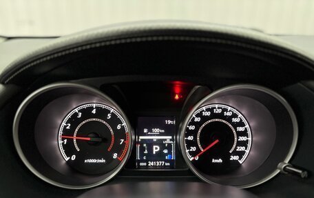 Mitsubishi Outlander III рестайлинг 3, 2010 год, 1 077 000 рублей, 10 фотография