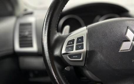 Mitsubishi Outlander III рестайлинг 3, 2010 год, 1 077 000 рублей, 12 фотография