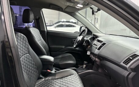 Mitsubishi Outlander III рестайлинг 3, 2010 год, 1 077 000 рублей, 19 фотография