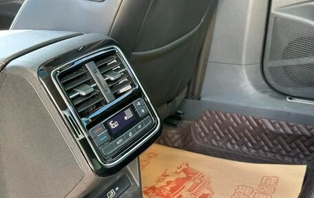 Volkswagen Passat B8 рестайлинг, 2021 год, 2 015 000 рублей, 14 фотография