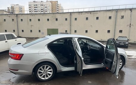 Skoda Superb III рестайлинг, 2017 год, 2 220 000 рублей, 6 фотография