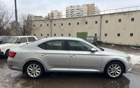 Skoda Superb III рестайлинг, 2017 год, 2 220 000 рублей, 5 фотография
