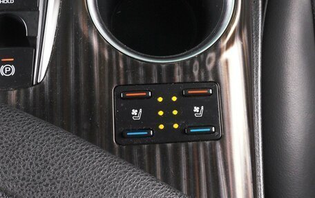 Toyota Camry, 2018 год, 2 949 000 рублей, 14 фотография