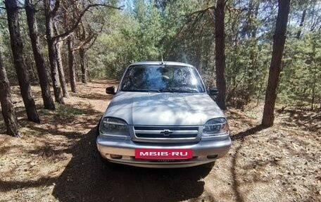 Chevrolet Niva I рестайлинг, 2003 год, 305 000 рублей, 2 фотография