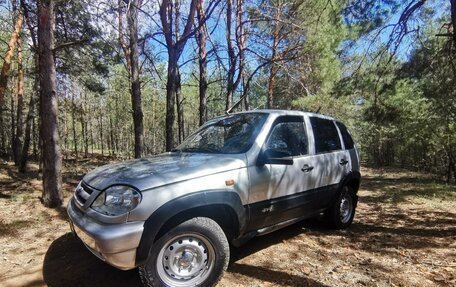 Chevrolet Niva I рестайлинг, 2003 год, 305 000 рублей, 12 фотография