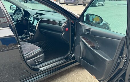 Toyota Camry, 2018 год, 2 370 000 рублей, 4 фотография