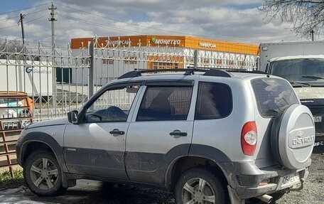 Chevrolet Niva I рестайлинг, 2012 год, 595 000 рублей, 1 фотография