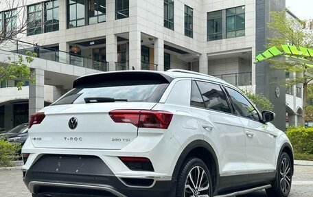 Volkswagen T-Roc I, 2021 год, 1 297 001 рублей, 5 фотография