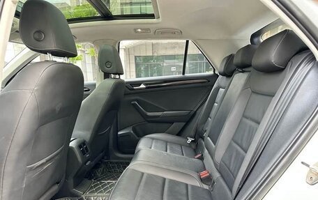 Volkswagen T-Roc I, 2021 год, 1 297 001 рублей, 9 фотография