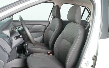 Renault Logan II, 2022 год, 1 299 000 рублей, 10 фотография