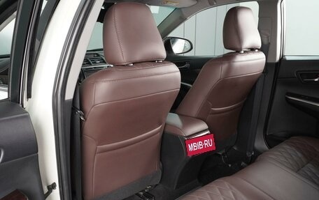 Toyota Camry, 2016 год, 2 329 000 рублей, 11 фотография