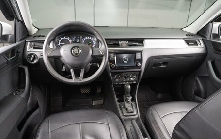 Skoda Rapid I, 2018 год, 1 349 000 рублей, 6 фотография